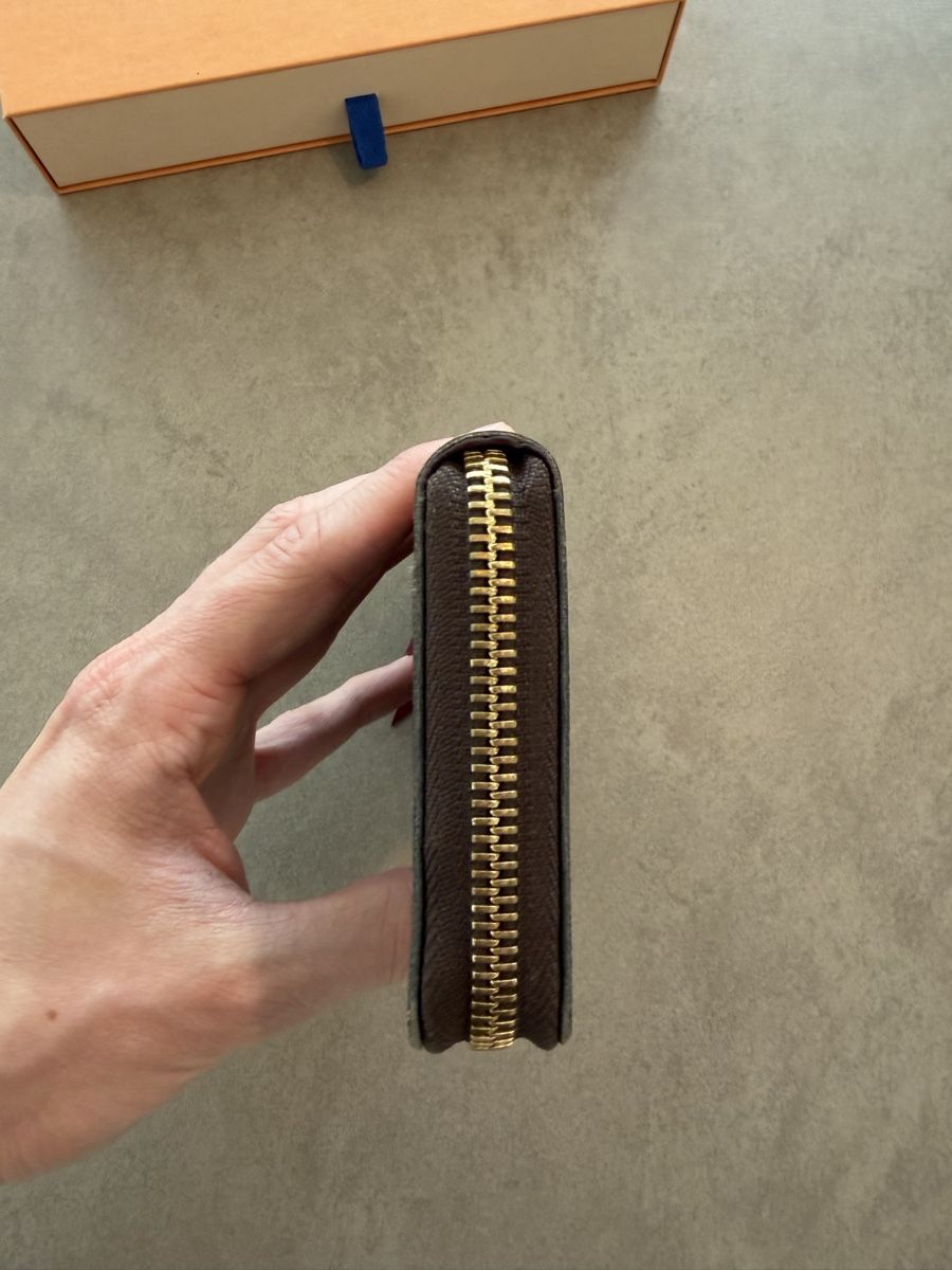 Louis Vuitton Portamonete: Louis Vuitton Clémence Wallet – Nuovo (secondo la descrizione) da Zug venduto da lj.bag 3