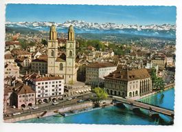 ZÜRICH Blick auf Limmatquai, Auto