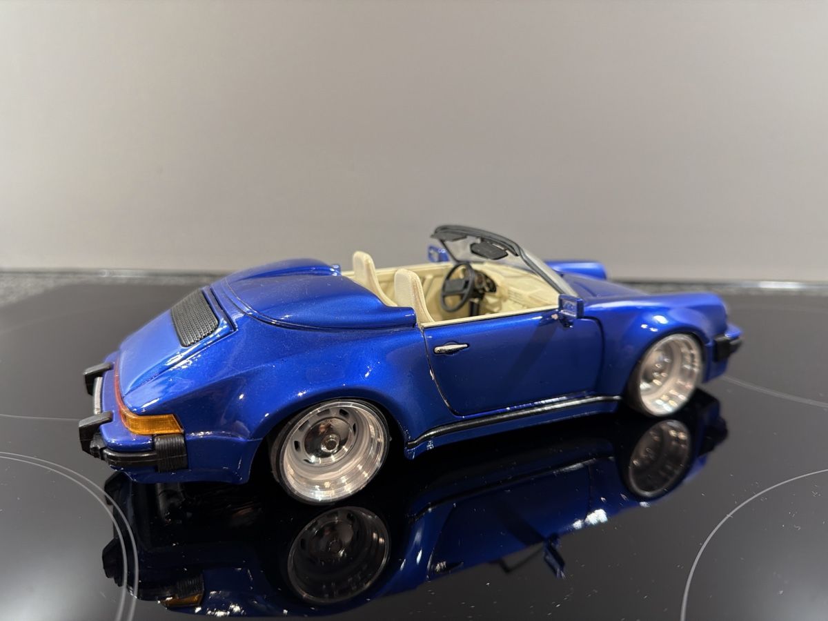 Modellautos: Porsche 911 Speedster - Tuning / Einzelstück - 1/18 – Gebraucht aus Wolfwil von Rolex1 3