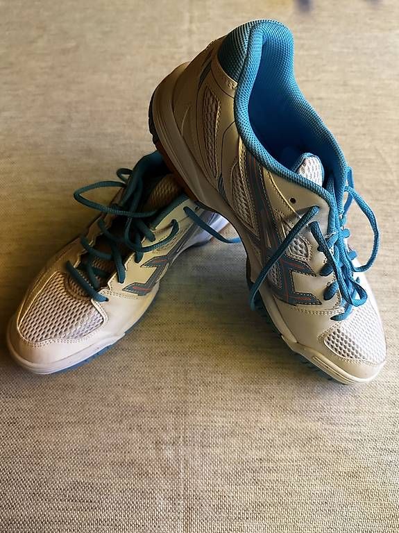 Scarpe da uomo: Asics Sportschuhe Gr. 42 – Usato da Brügg BE venduto da Tschusi_98 2