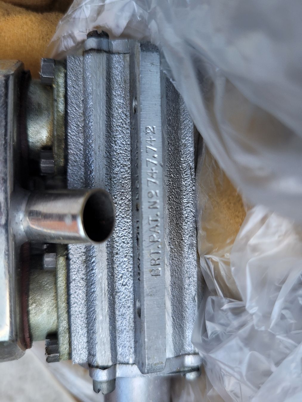 Motoren: Modellflugzeugmotor – Gebraucht aus Elm von white-snowman 4