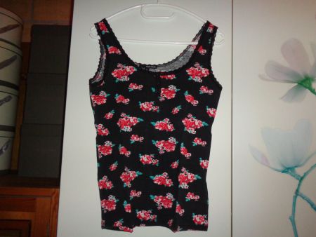 *** Top mit Spitze *** / Tally Weijl