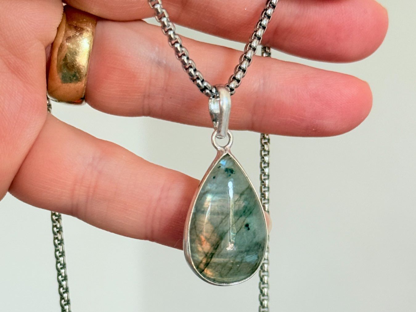 Catenine: Labradorite necklace – Nuovo e nell'imballaggio originale da Genève venduto da AGBERG