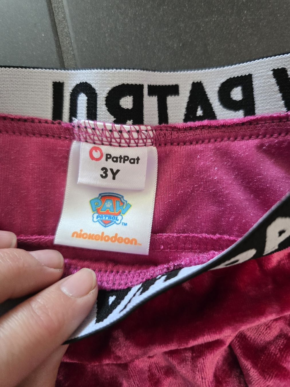 Robes et jupes: 2 Mädchenröcke Gr. 98 – D'occasion à Unterentfelden par Panda-87 2