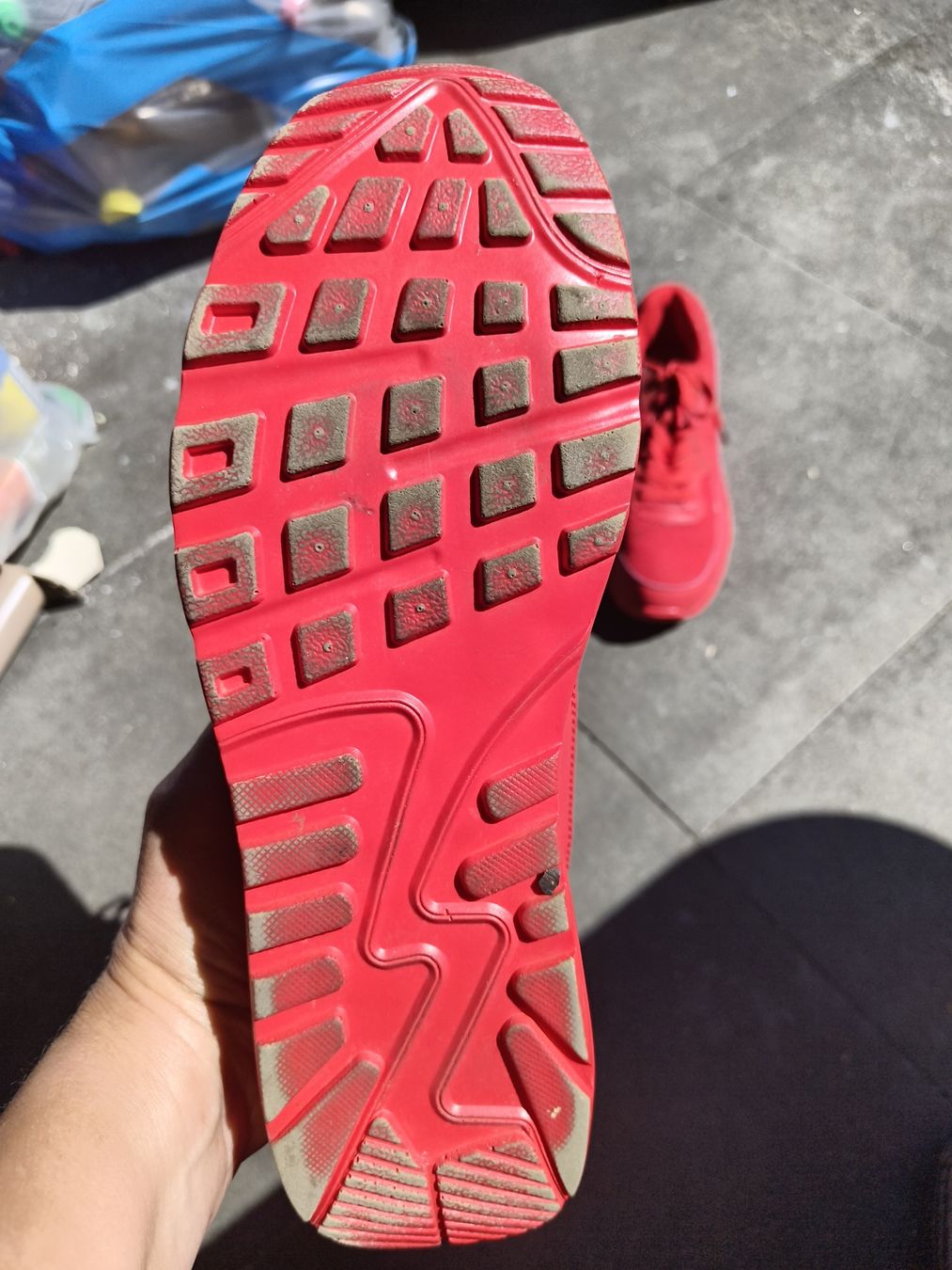 Scarpe da uomo: Roter Turnschuh ca.Grösse 43 – Usato da Gettnau venduto da guerkli36 2