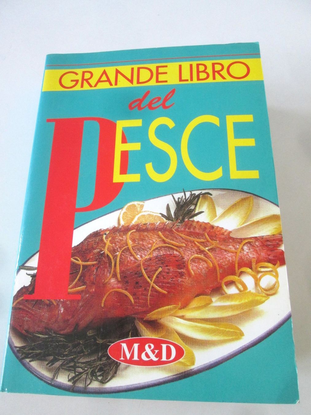 Livres: Grande libro del pesce, 1996 – D'occasion à Sementina par babucia