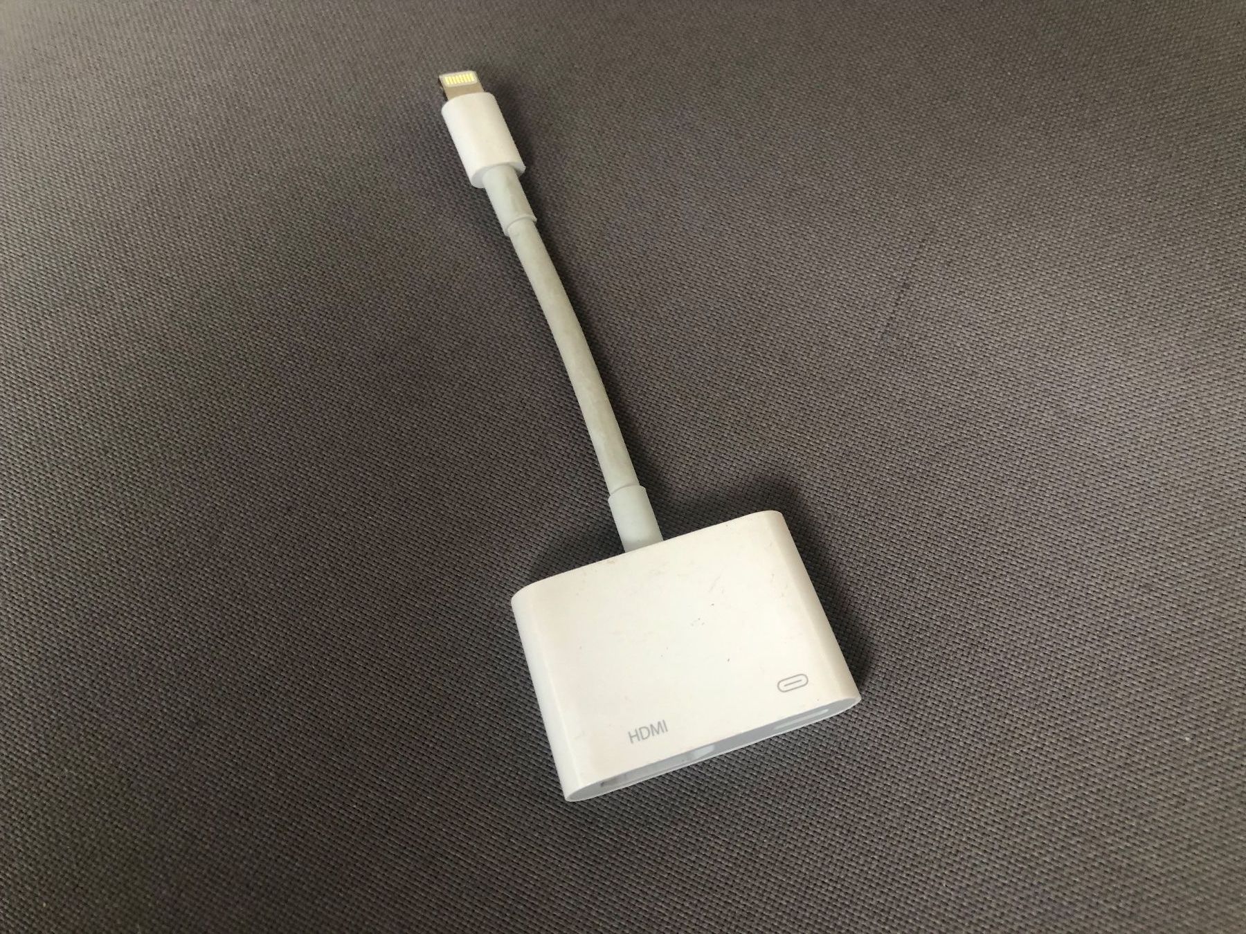 Apple Adattatori: Adaptateur Lightning AV- HDMI Lightning – Usato da Lausanne venduto da Denis- 1