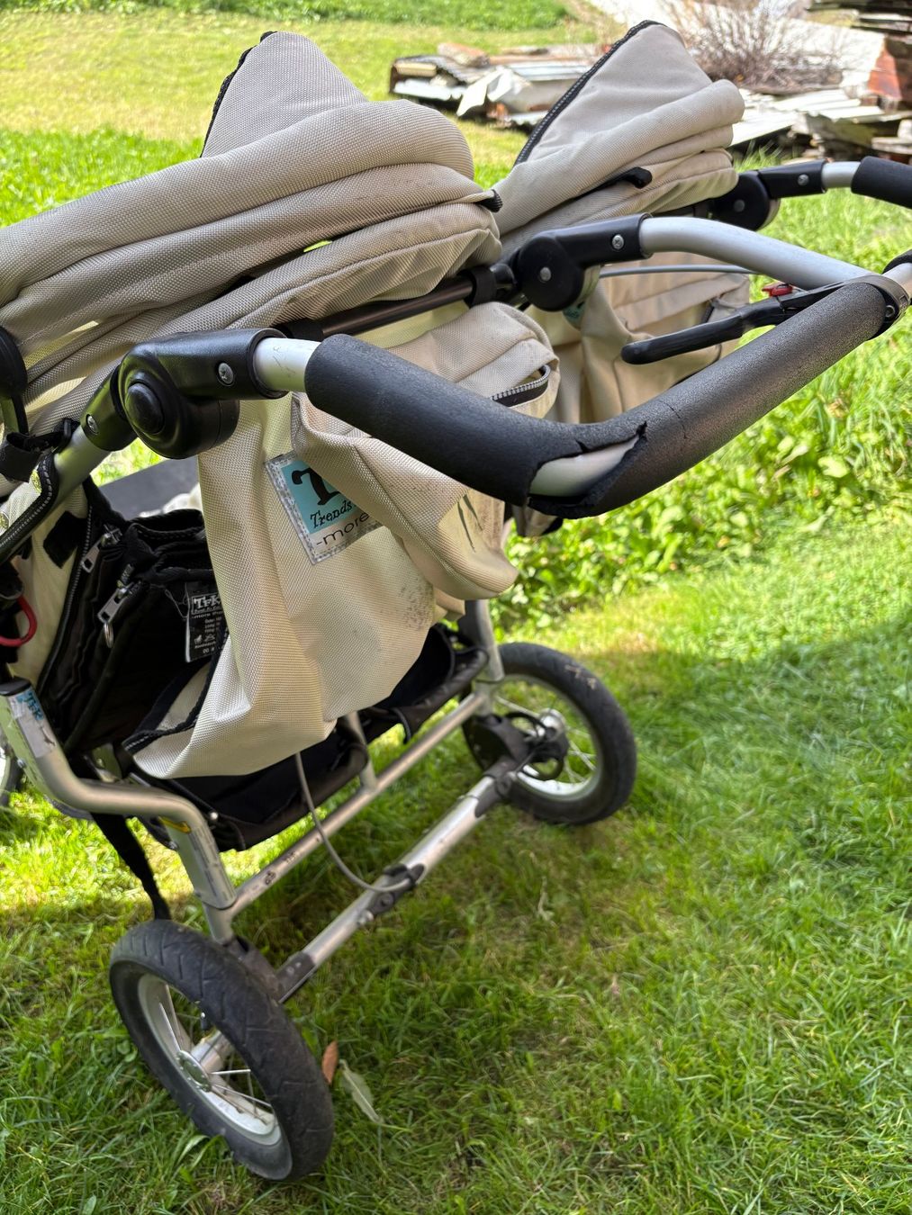 TFK Carrozzine: Zwillingskinderwagen – Usato da Vals venduto da retibina 2