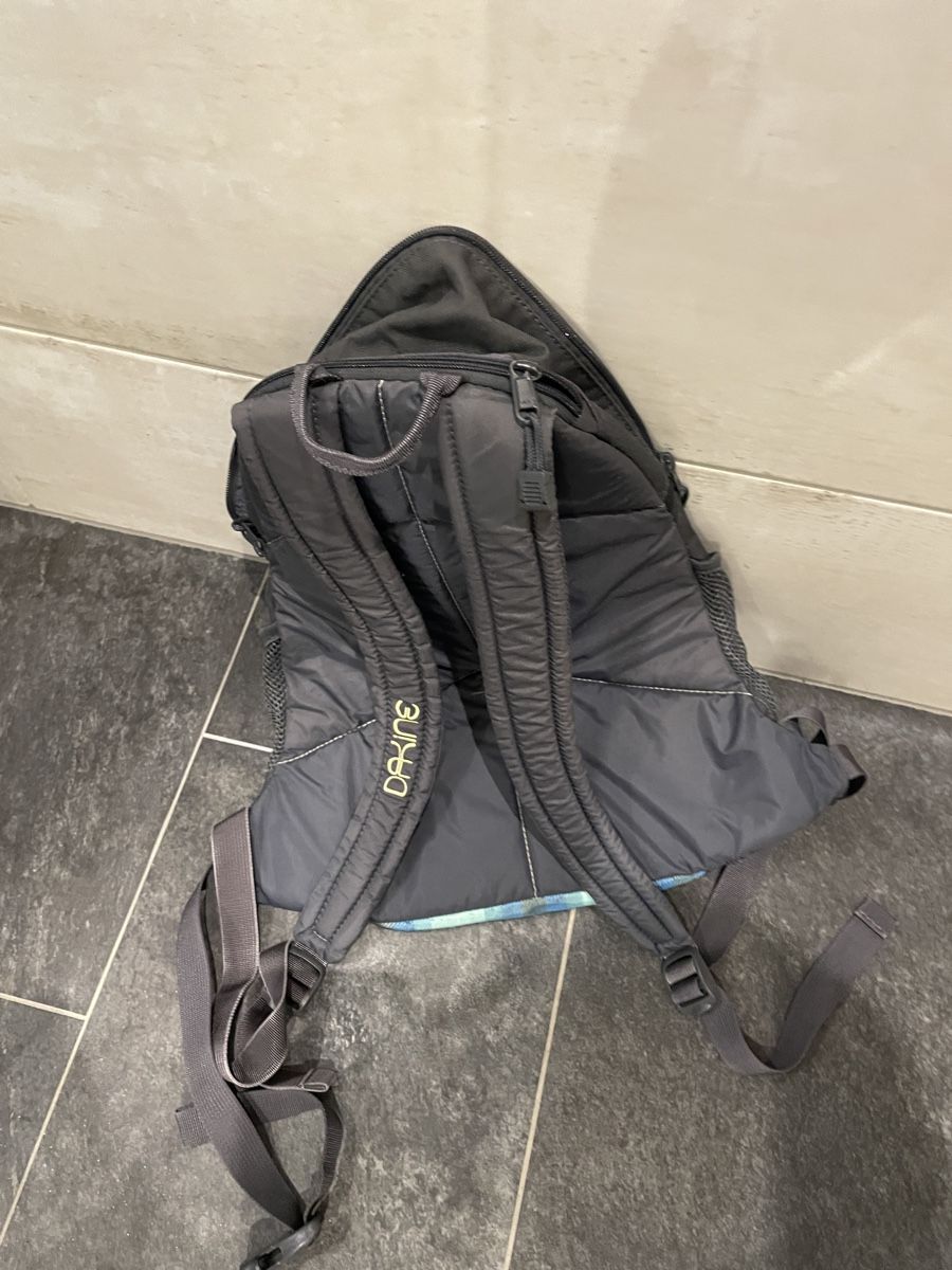 Dakine Sacs à dos: Dakine Rucksack – D'occasion à Oberentfelden par 11philipp 2