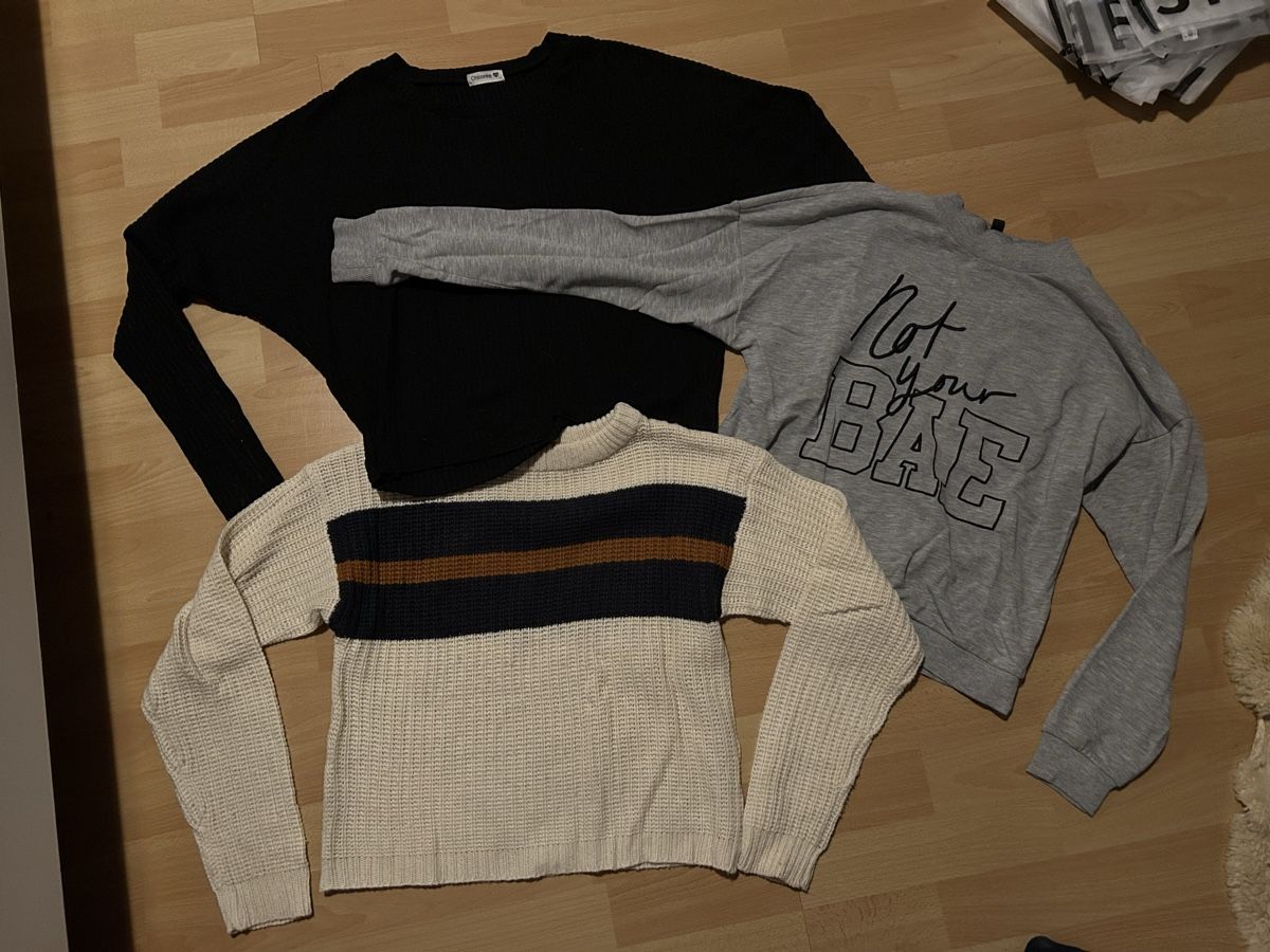 Maglioni & Felpe: Pullover, Gr. S, 3 Stk. – Usato da Hallwil venduto da Zoeizy