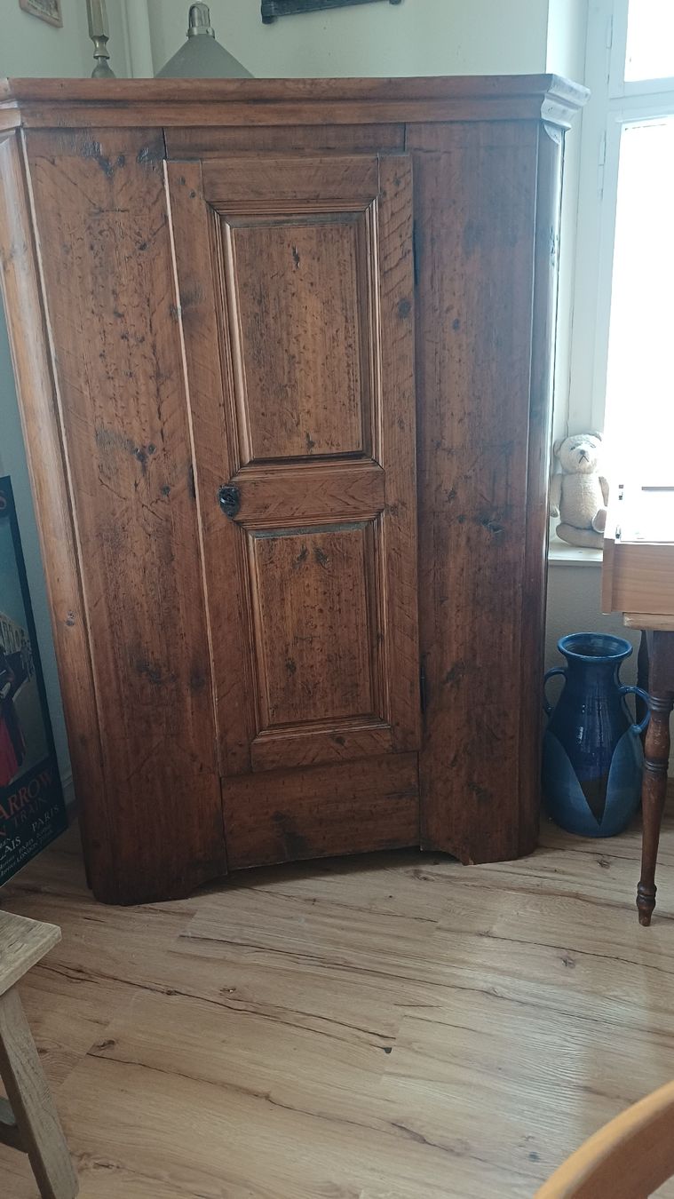 Schränke: Schöner Barock Schrank – Gebraucht aus Flawil von Pinkmalibu 3