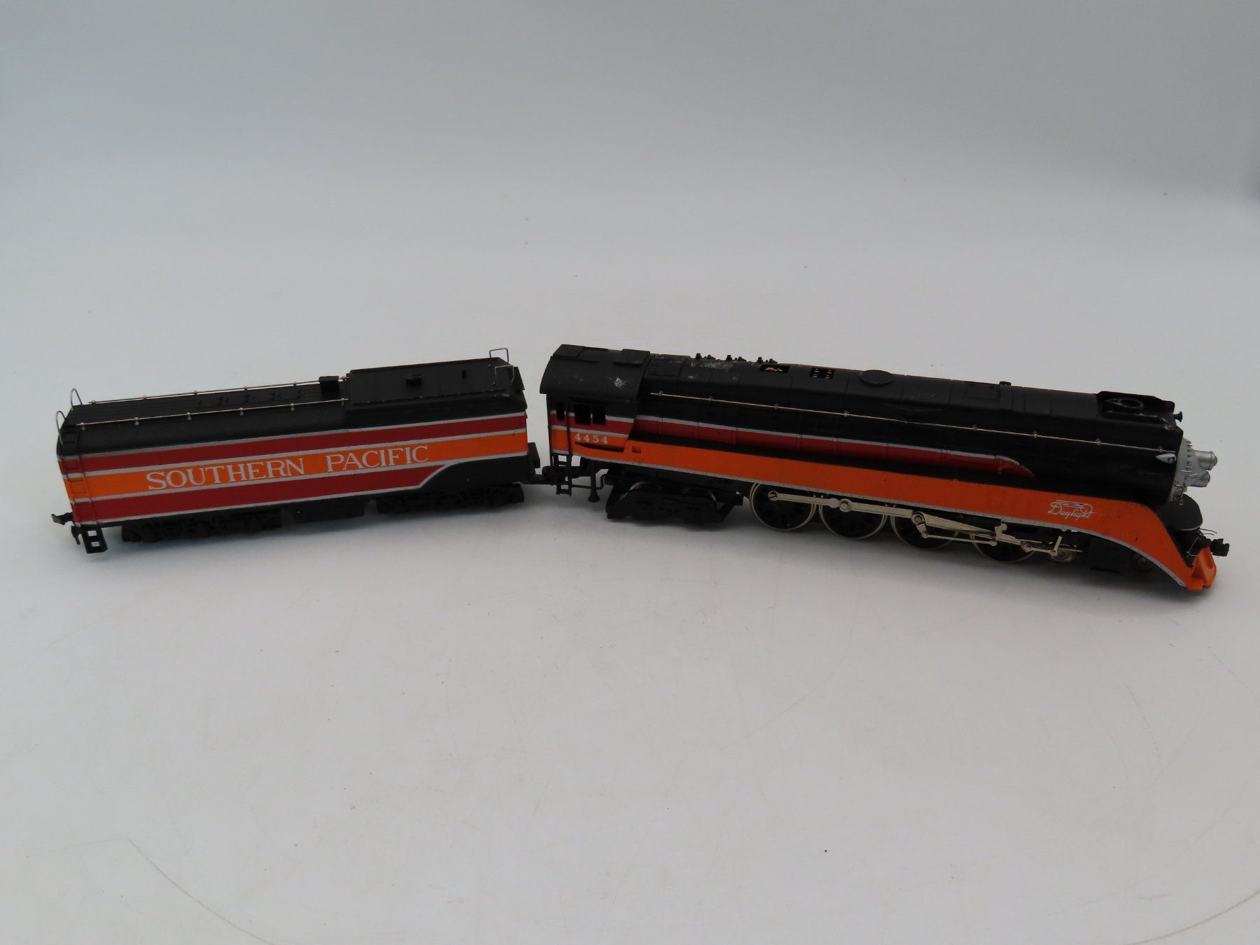 Modellini di ferrovie: Modell-Eisenbahn Bachmann SP-WP 4-8-4 Daylights – Usato da Reinach BL venduto da WBZ-Flohmarkt