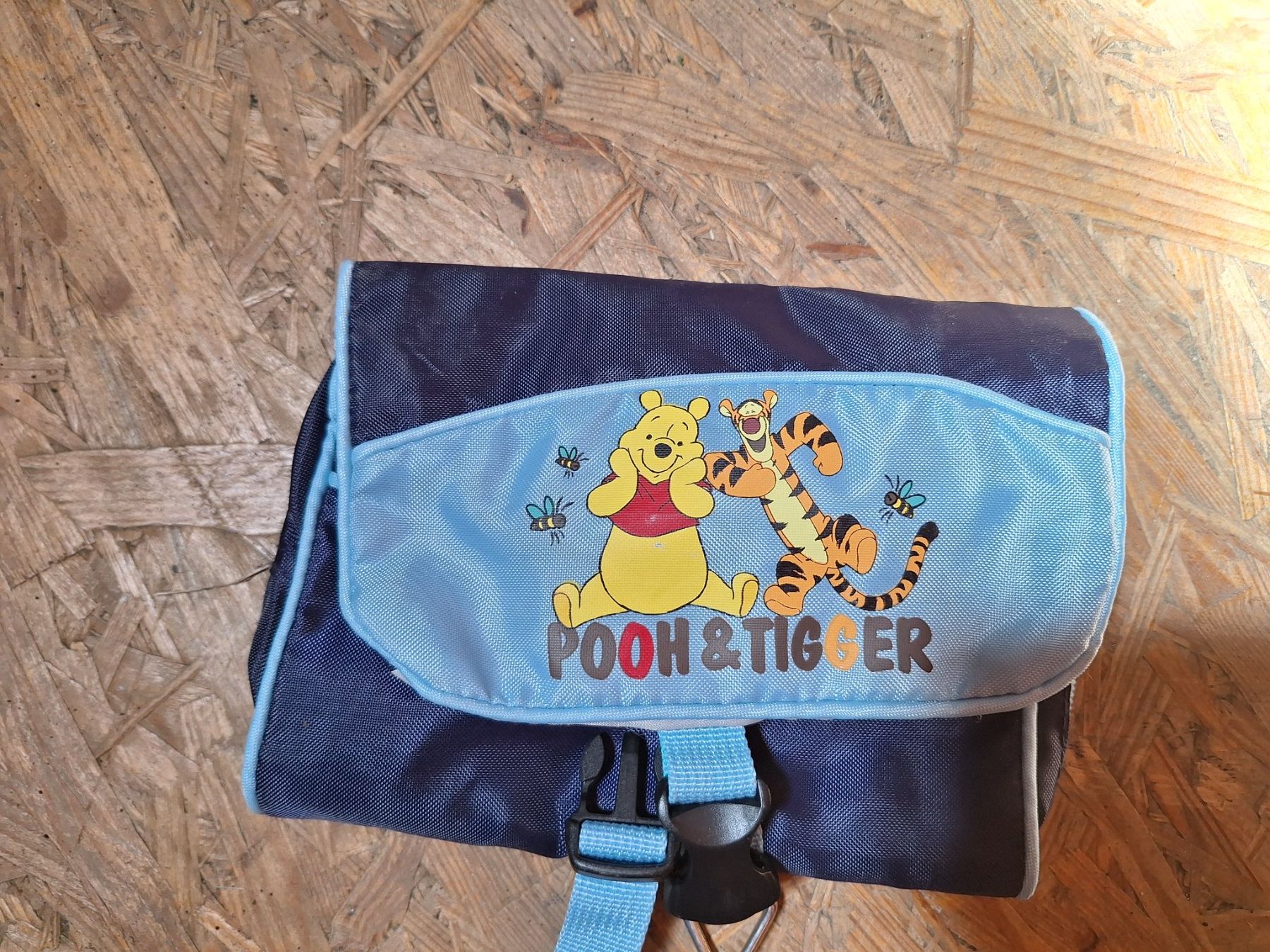 Custodie per cosmetici: Nessesaire Pooh – Usato da Wegenstetten venduto da mcfly321