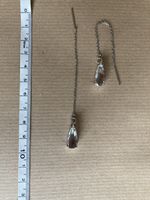 Longues boucles réglables avec cabochon translucide