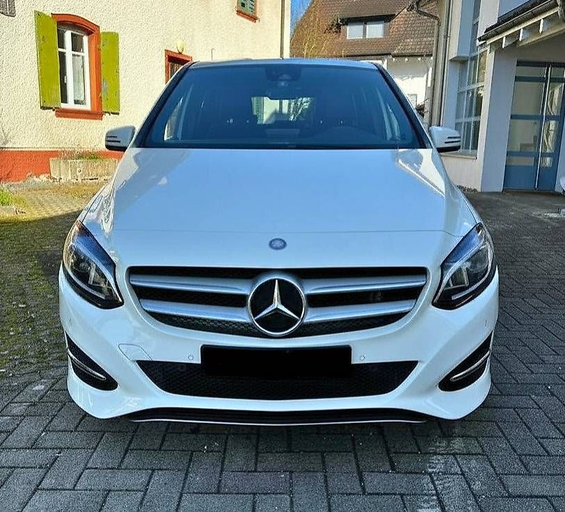 Mercedes-Benz Automobili: Mercedes-Benz B 180 Style – Usato da Koblenz venduto da WowPrinzip