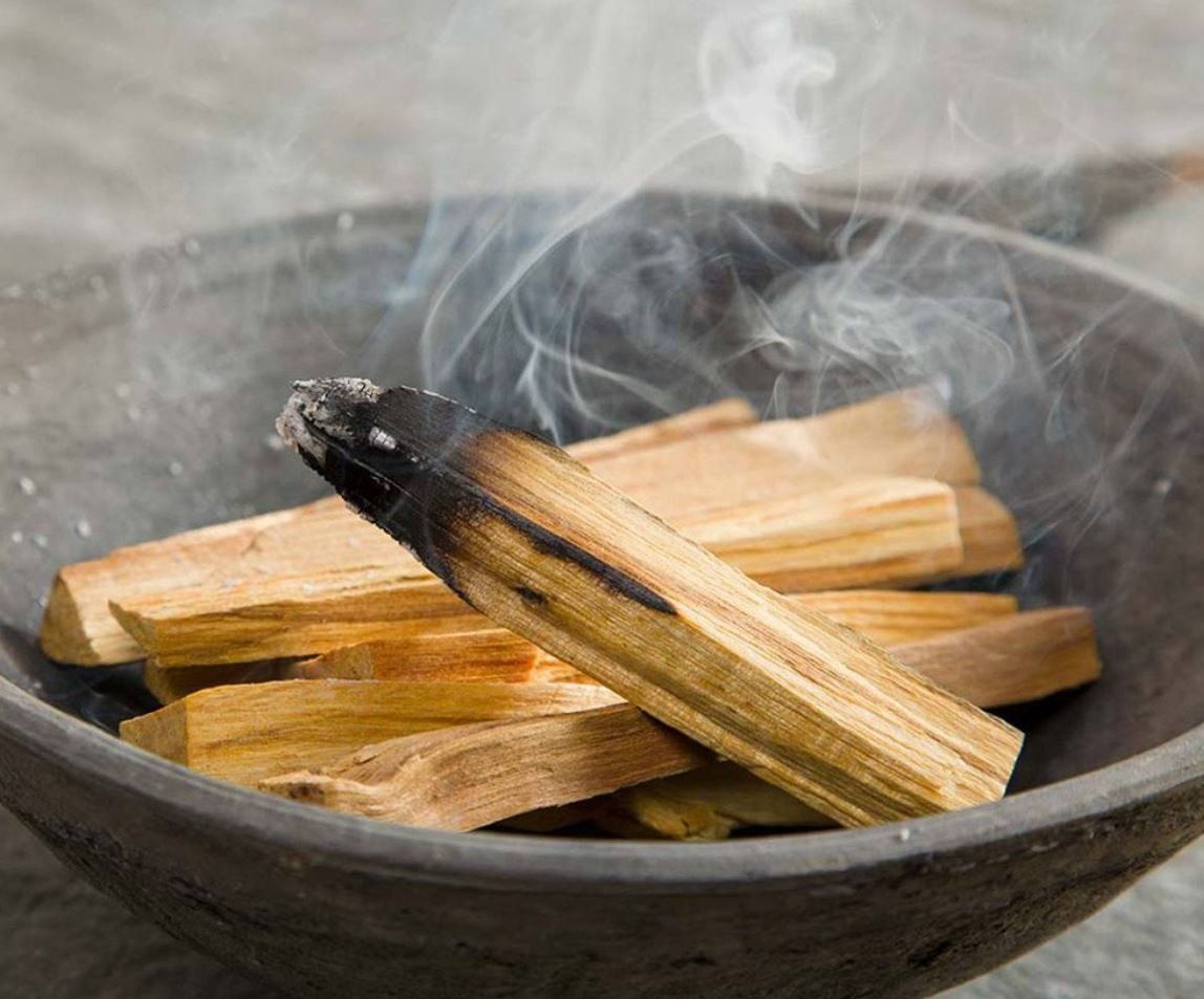 Lufterfrischer: 50g Palo Santo 5-8 Holzstäbchen – Neu und originalverpackt aus Winterthur von LukasMineralienOase