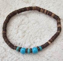 Armband Holz und Türkis Perlen
