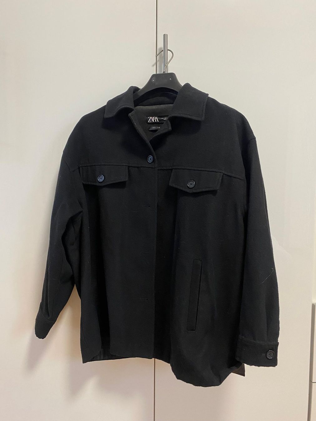 Zara Giacche: ZARA Jacke schwarz – Usato da Zürich venduto da Anna.Shines