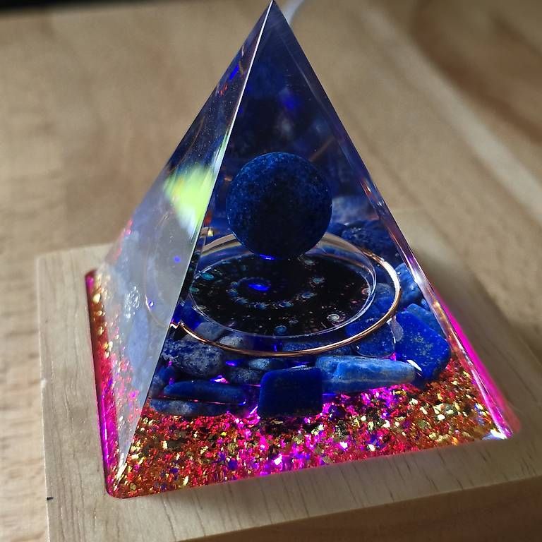 Minerali & Pietre curative: Pyramide Orgonite, Lapis-Lazuli, envoi compris  – Usato da Orbe venduto da Adaline.64 3