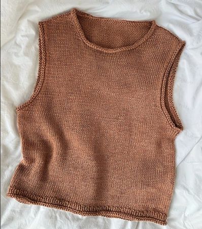 braunes Strick T-Shirt, ärmellos gehäkelt Stoff, Pullunder