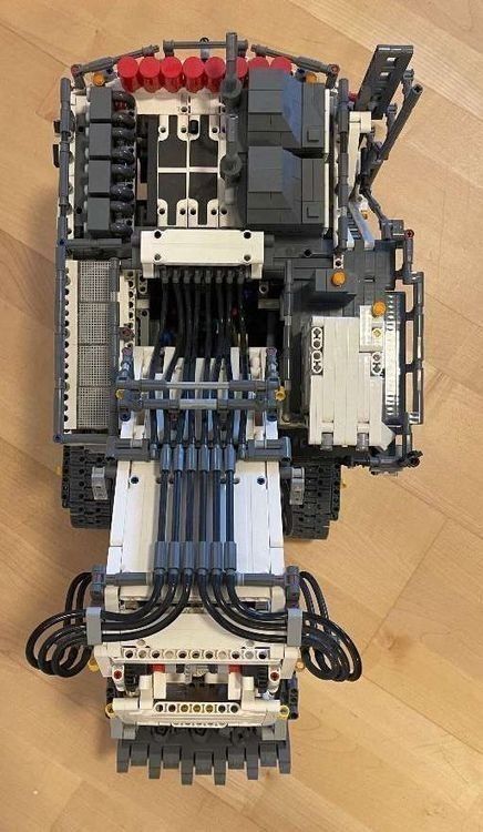 Lego Kit di costruzioni: Lego 42100 Liebherr Bagger R9800 – Usato da Selkingen venduto da Mazurit 4