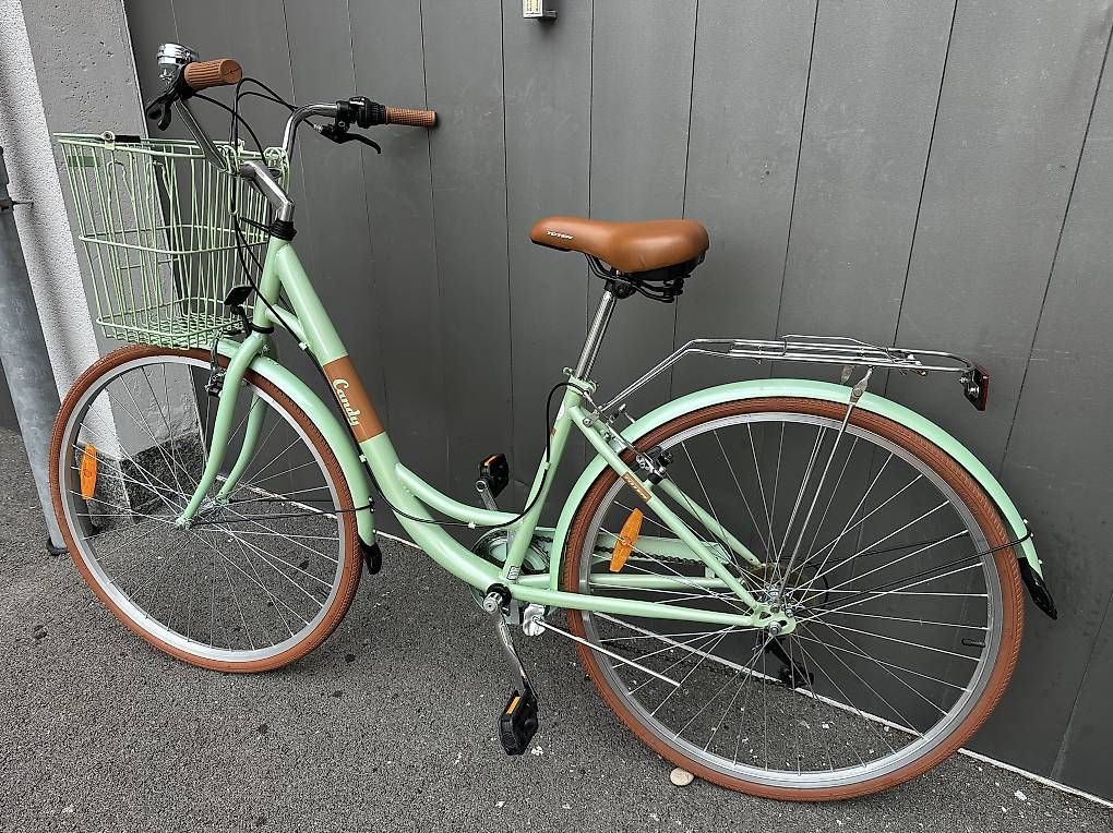 Biciclette: Bicicletta da donna Candy vintage 28   – Usato da Quartino venduto da DiloUsato 3