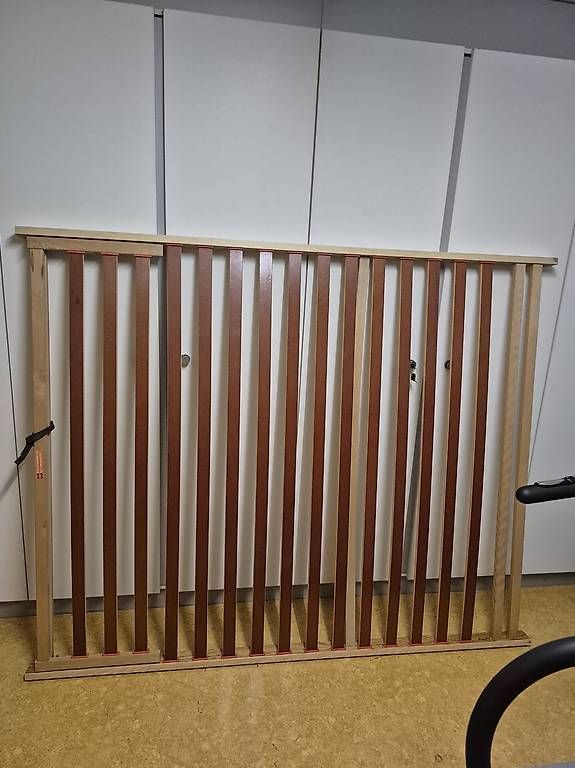 Lattenroste: Lattenrost 200x160 – Gebraucht aus Niederhasli von microsoft22