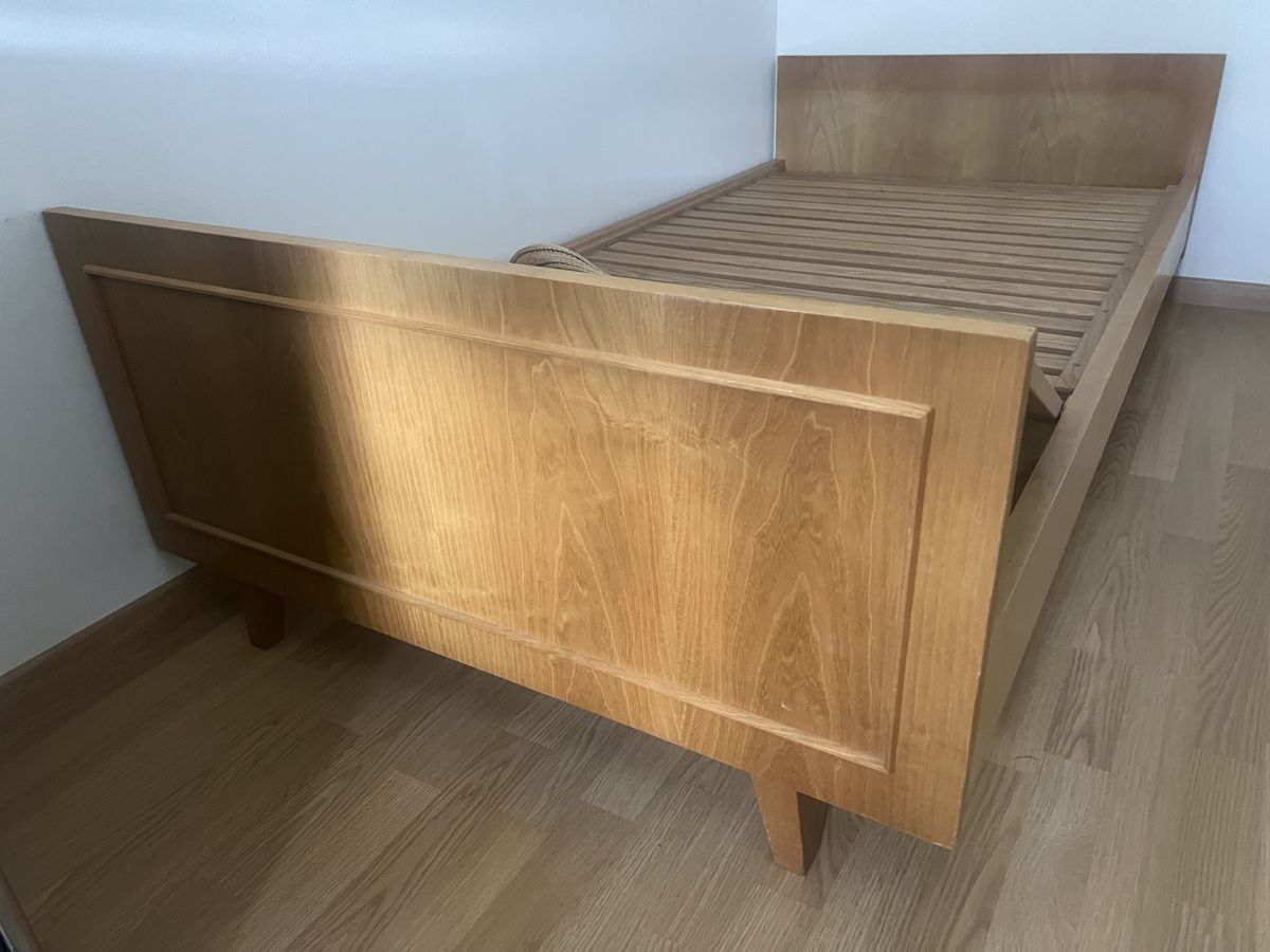 Betten: Vintage Victoria Bed – Gebraucht aus Zürich von jao_2bx7 4