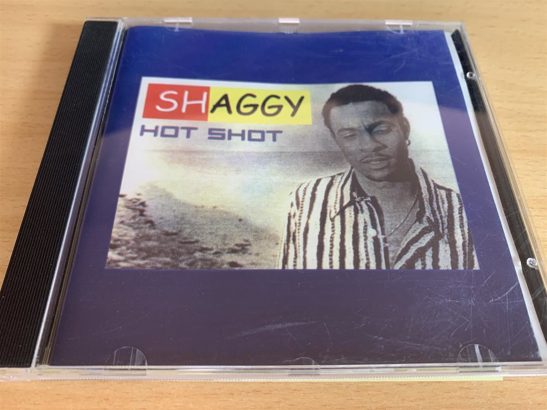 CD: Shaggy – Hot Shot – Usato da Rikon im Tösstal venduto da Alpenmutz