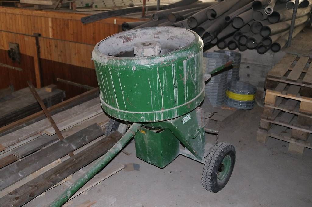 Tutte le macchine: Zwangsmischer – Usato da Unteriberg venduto da Konstibau 1