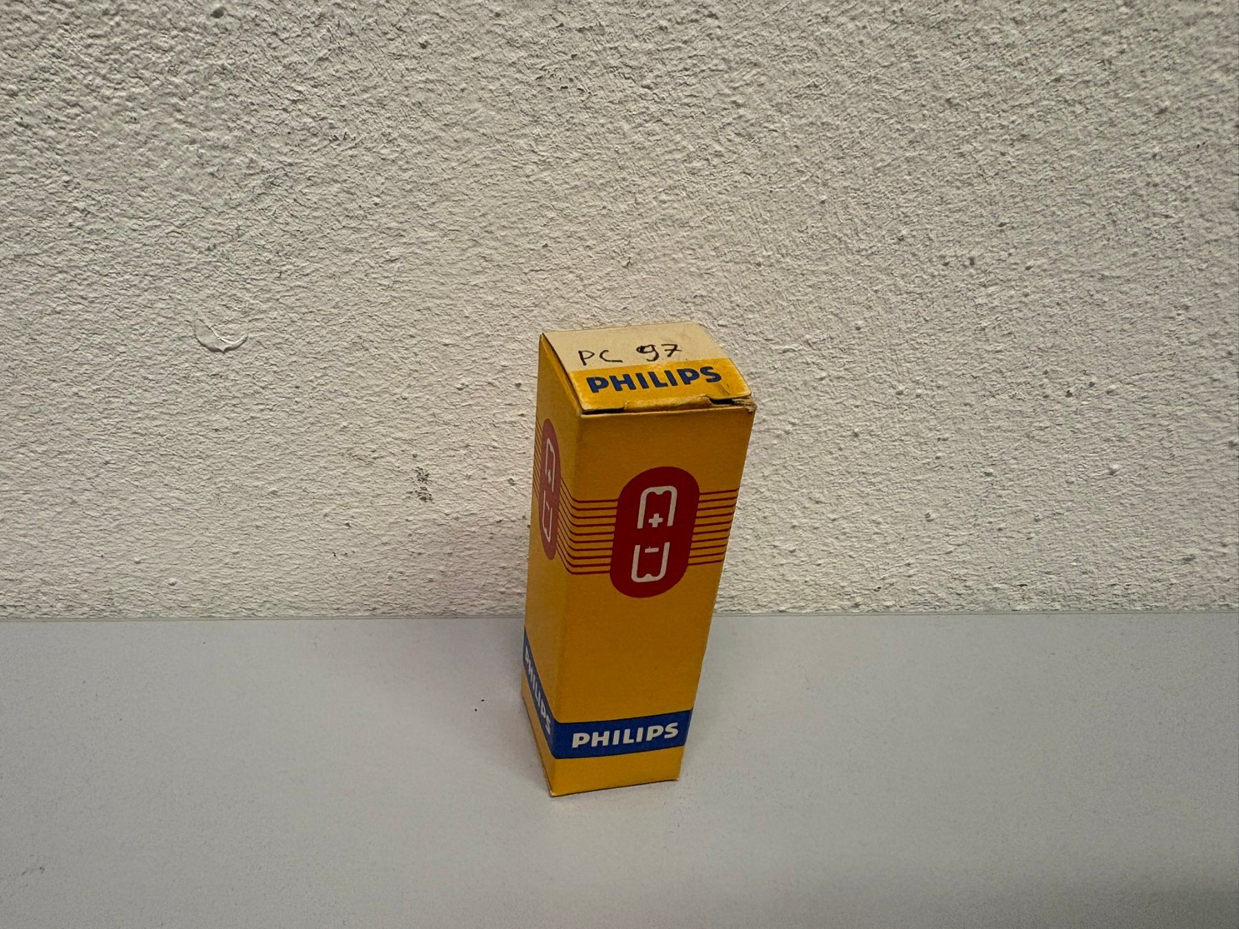 Philips Elektronikbauteile: Philips PC 97 – Neu (gemäss Beschreibung) aus Hochdorf von av-electronics