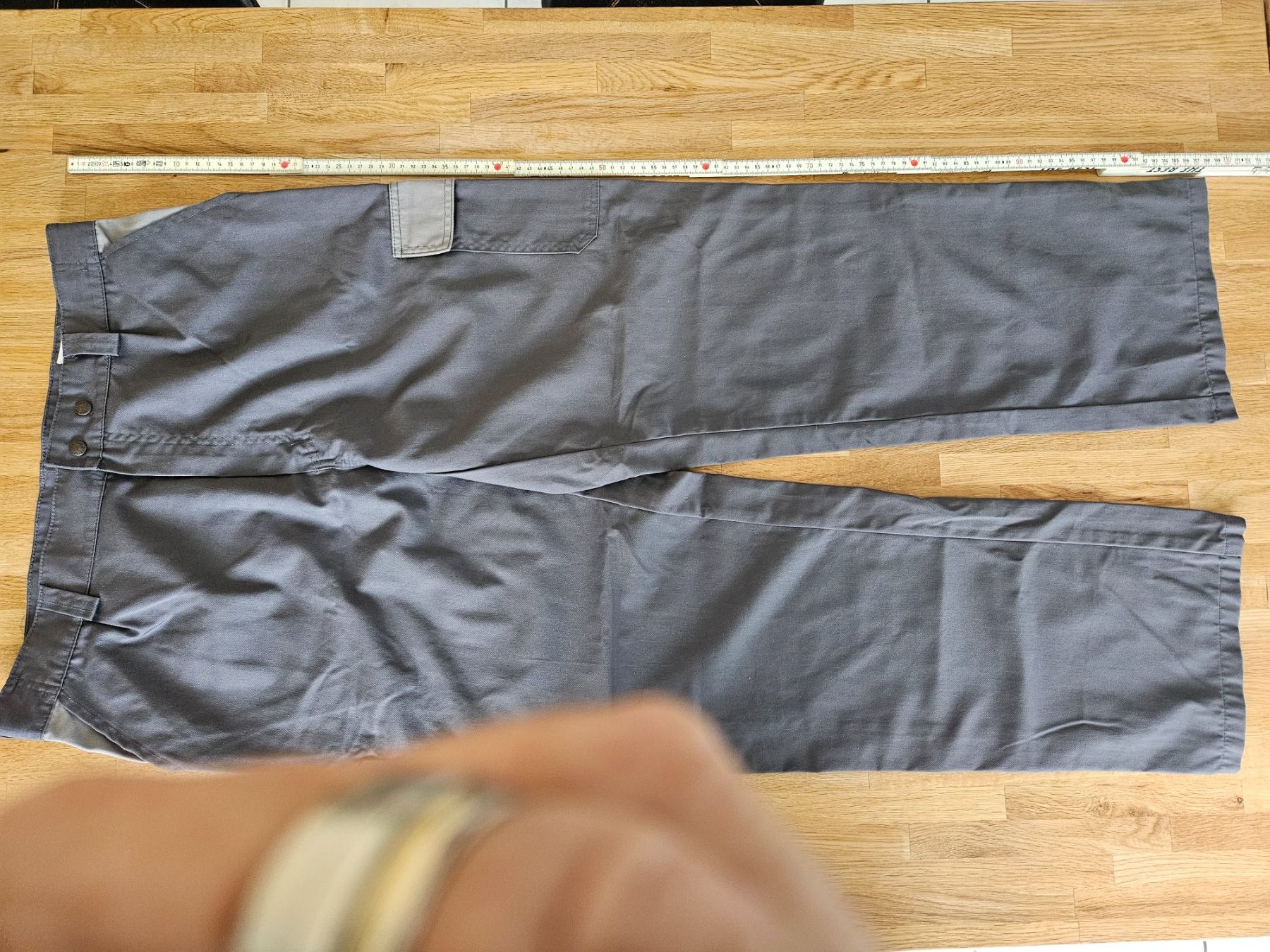 Pantaloni: Arbeitshose Gr. 48 /M grau Neuw. Marsum /Polyester-Baumwolle – Usato da Einsiedeln venduto da Salusa 1