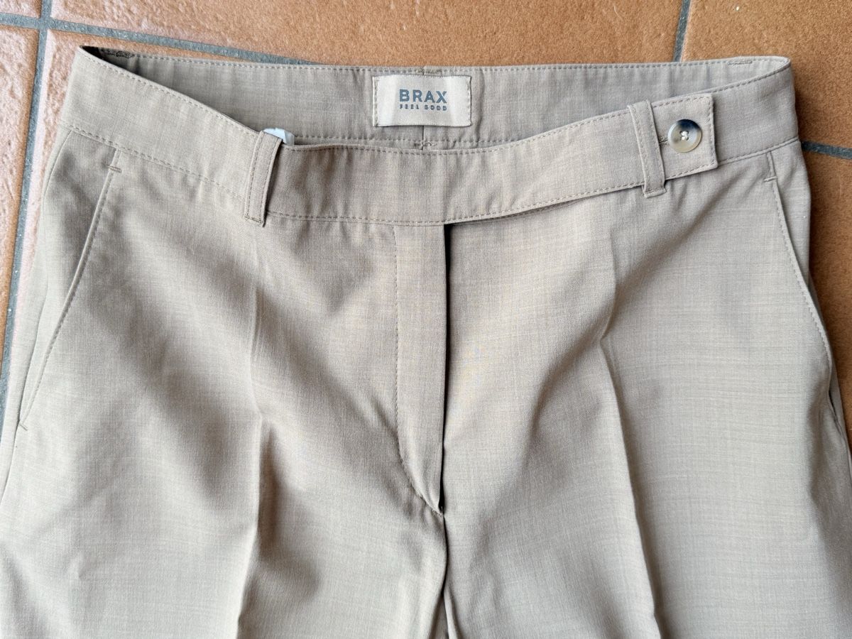Brax Pantaloni: Pantaloni  BRAX beige Tg. 36 – Nuovo (secondo la descrizione) da Bellinzona venduto da bul_mvy5 2