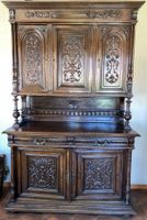 Credenza in legno stile rinascimentale
