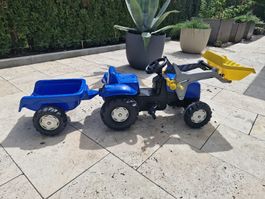 Kindertraktor mit Anhänger und Lader sehr guter Zustand