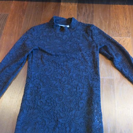 In Wear Shirt in Gr. XS in schwarz, ab  CHF1.-