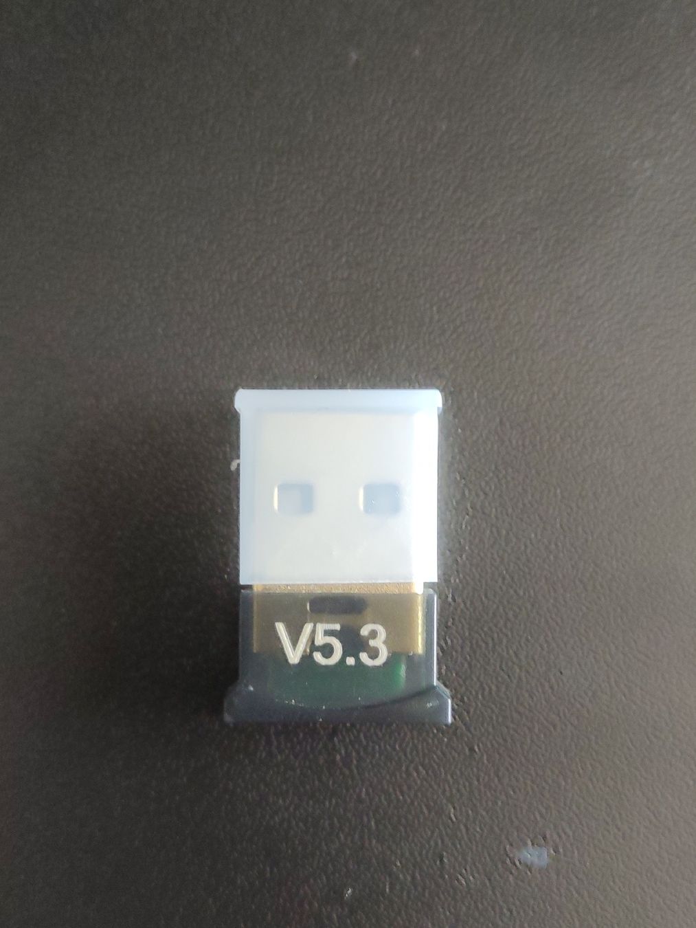 Lecteurs & Adaptateurs: Bluetooth USB Dongle – Défectueux à Herzogenbuchsee par 5h1ne