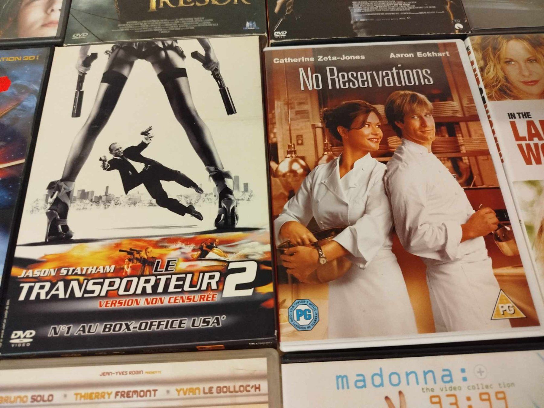 Tous les DVDs: 92 DVD - 1 carton – D'occasion à La Chaux-de-Fonds par Emmaus2300CDF 7