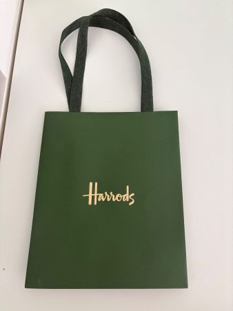 Harrods Paper bag - Size 21 x 18 cm