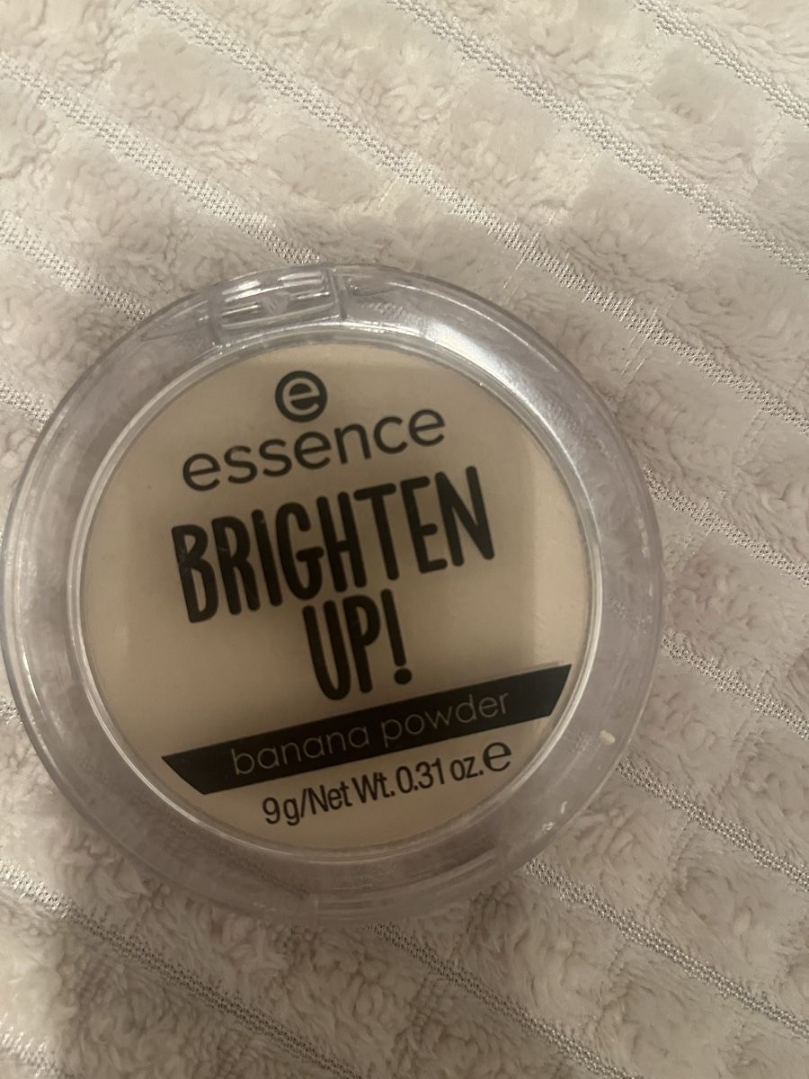 Make-up: Essence Banana Powder BRIGHTEN UP  – Usato da Arch venduto da sibylle.anne 2