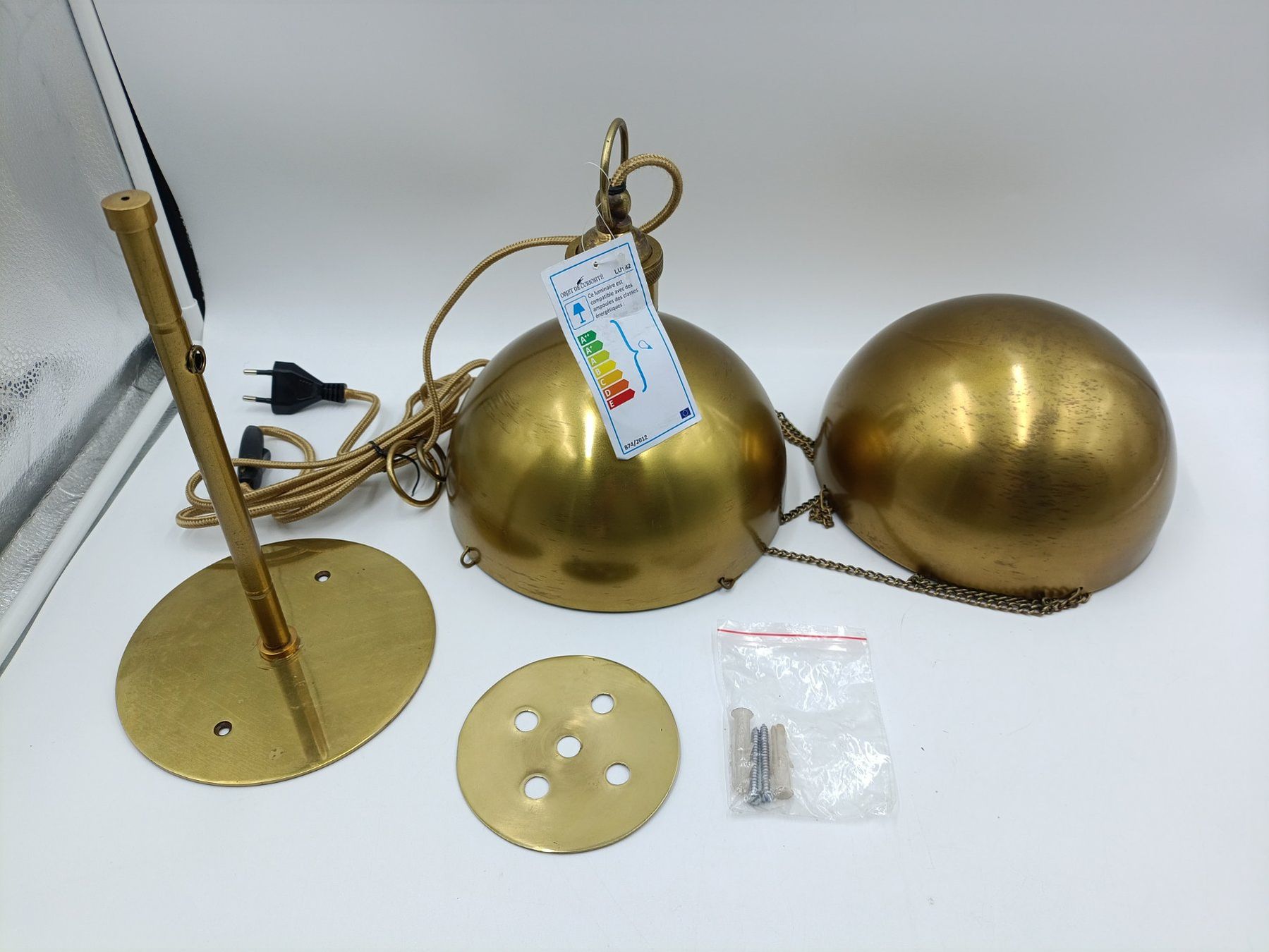 Lampade: Goldige Pflanzenlampe von Object de Curiosite – Usato da Wil SG venduto da Donaldus 1