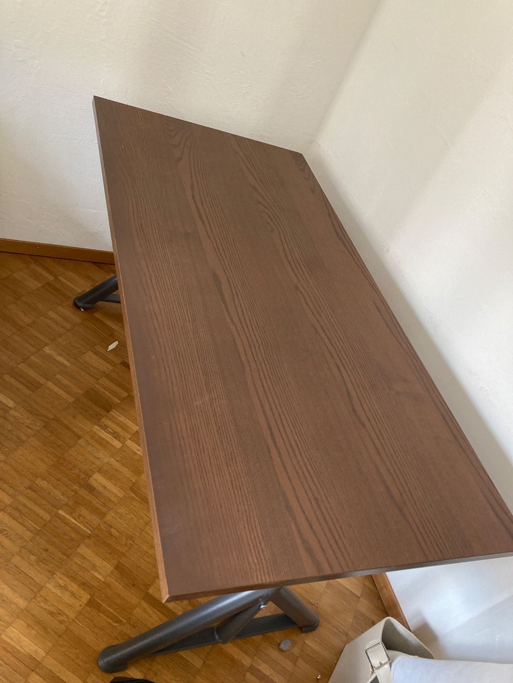 Ikea Scrivanie: Bürotisch Idåsen – Usato da Zürich venduto da brueggej