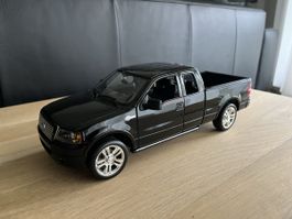 Ford F-150 Harley-Davidson 1/18 Maisto