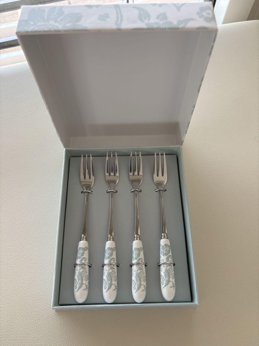 Forchette: Laura Ashley ,dessert fork set – Nuovo (secondo la descrizione) da Lausanne venduto da oyu_hgg5