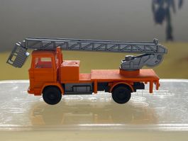 Wiking Nr. 644/3 Mercedes Hebebühne orangegelb ohne OVP