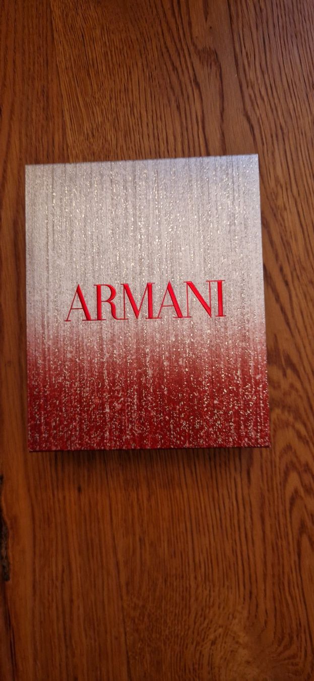 Armani Parfum & Eau de Toilette: Armani Eau de Parfum Si – Neu und originalverpackt aus Tann von PizPlata
