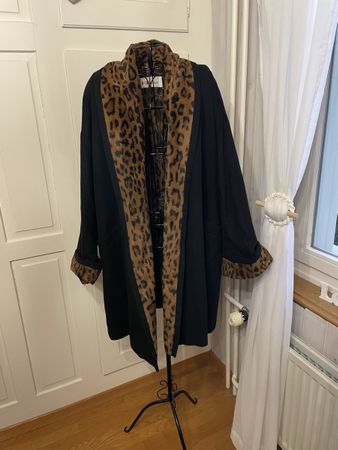Karl Lagerfeld Blazer mit Leo-Kragen – wie neu S- M
