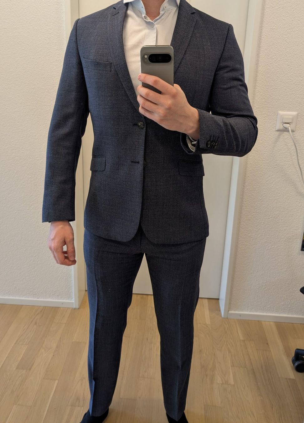 Strellson Completi: Anzug Herren Strellson Gr. 46 – Usato da Zürich venduto da 7emp 2
