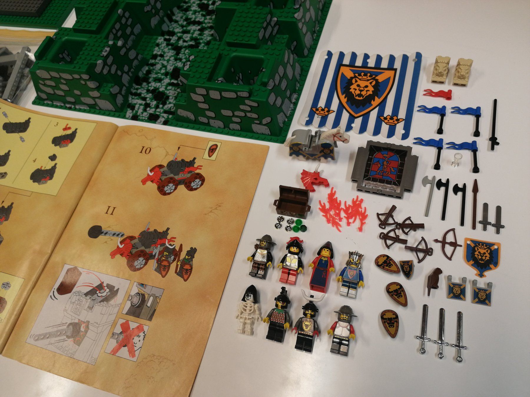 Lego Spielzeuge: Lego 6098 King Leo's Castle OVP – Gebraucht aus Sils im Domleschg von AMAG_AUDI_ZH 3