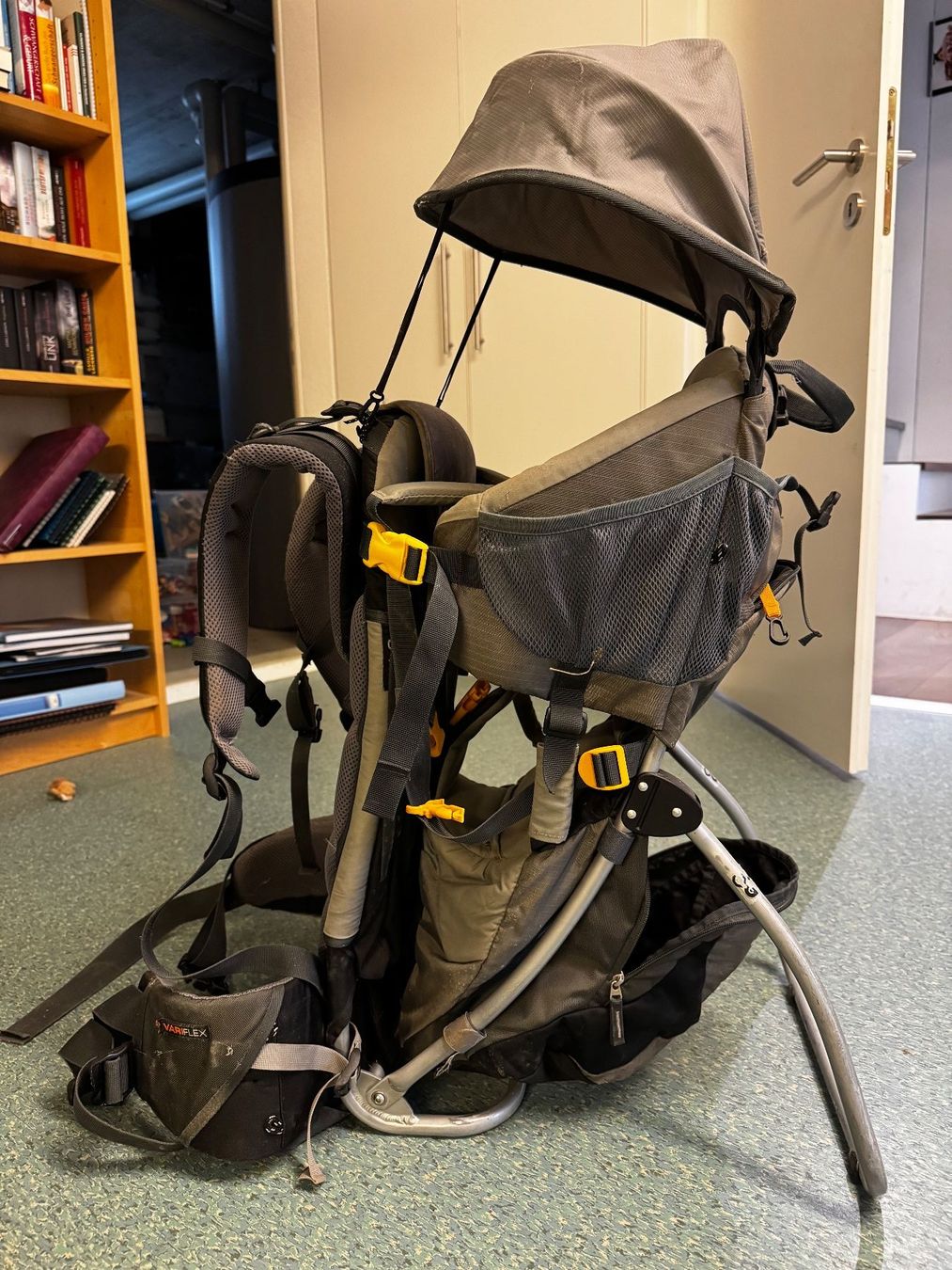 Deuter Marsupi portabebè: Deuter Kid Comfort II Kindertrage – Usato da Obfelden venduto da Poepjes 2